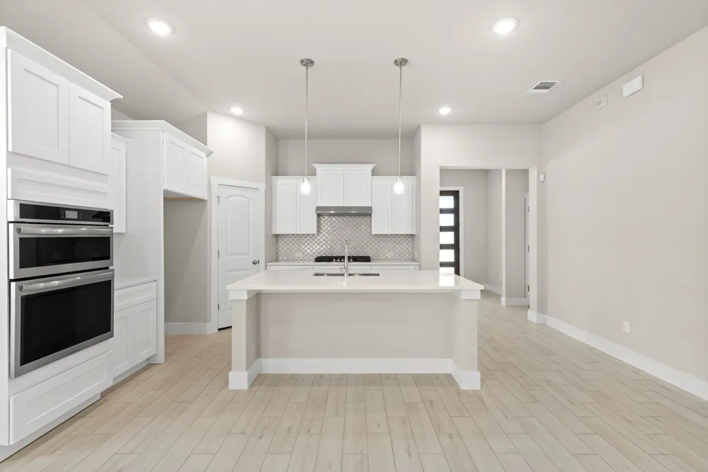 19128 Ariel Elena Way Pflugerville, TX 78660