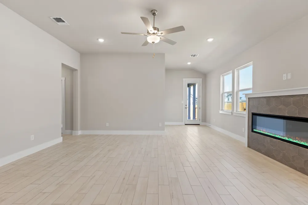19128 Ariel Elena Way Pflugerville, TX 78660