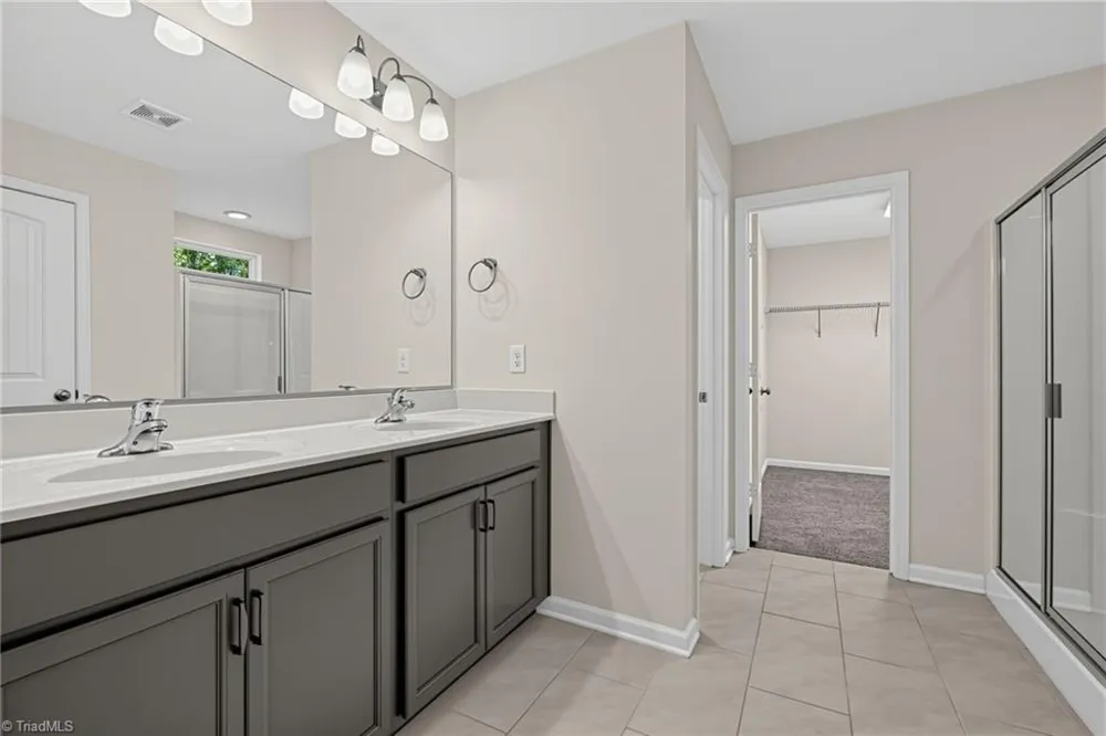 2608 Dallas Drive Winston-Salem, NC 27107
