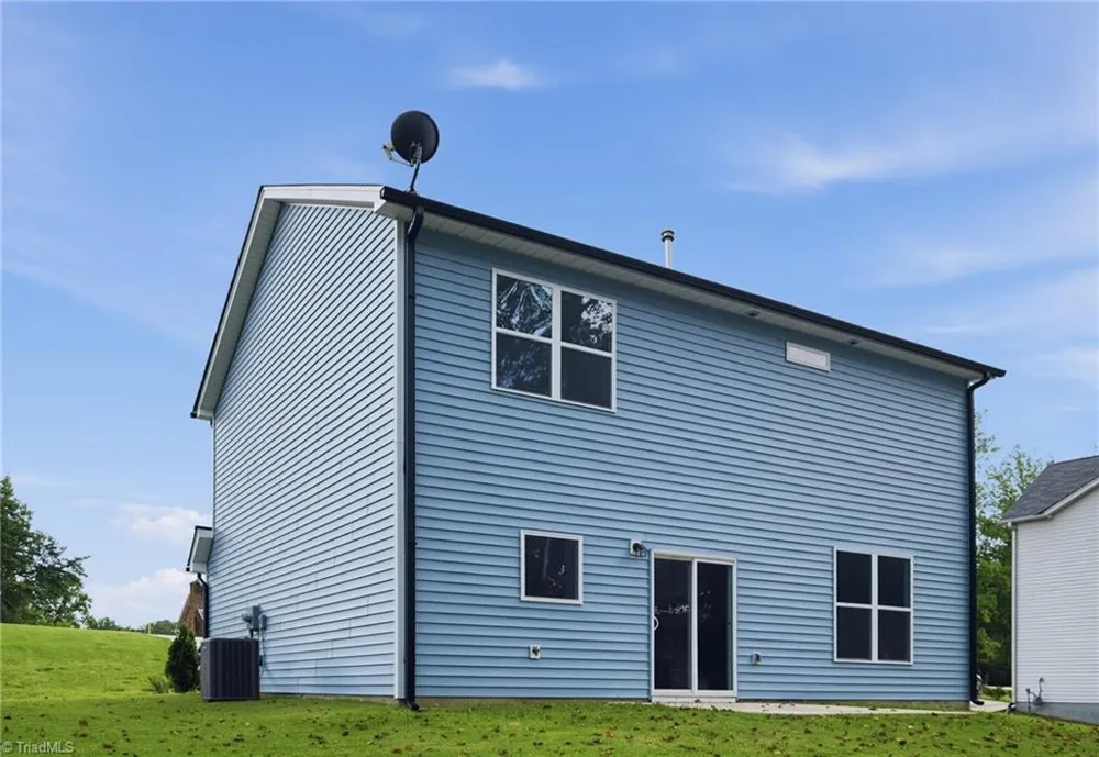 2608 Dallas Drive Winston-Salem, NC 27107