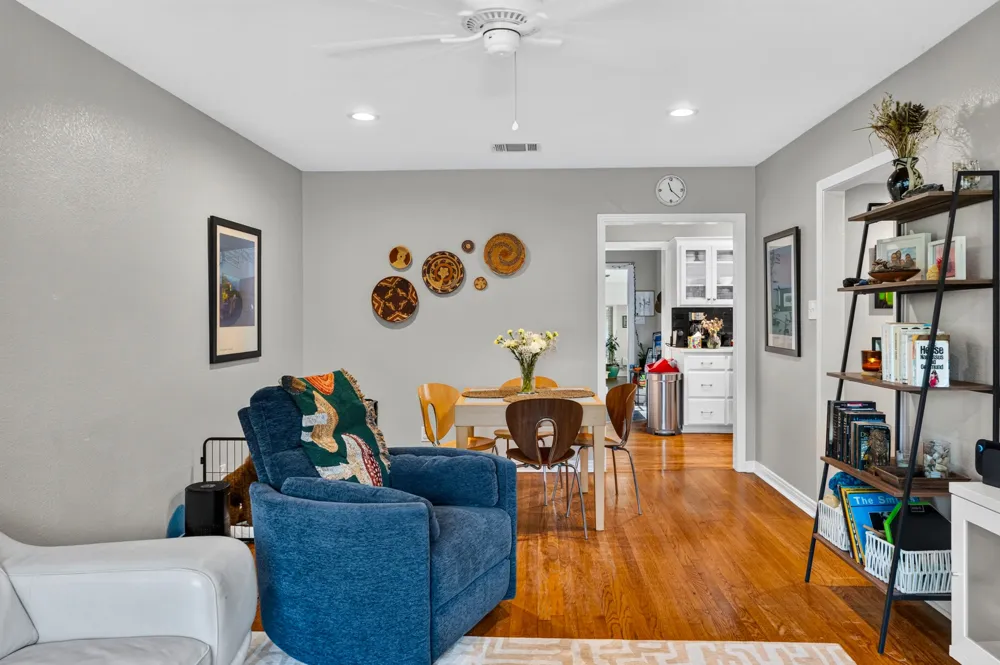 1200 Aggie Lane Austin, TX 78757
