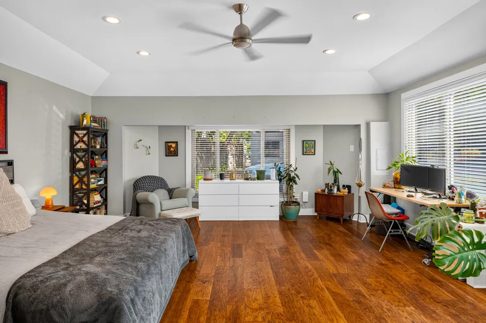 1200 Aggie Lane Austin, TX 78757