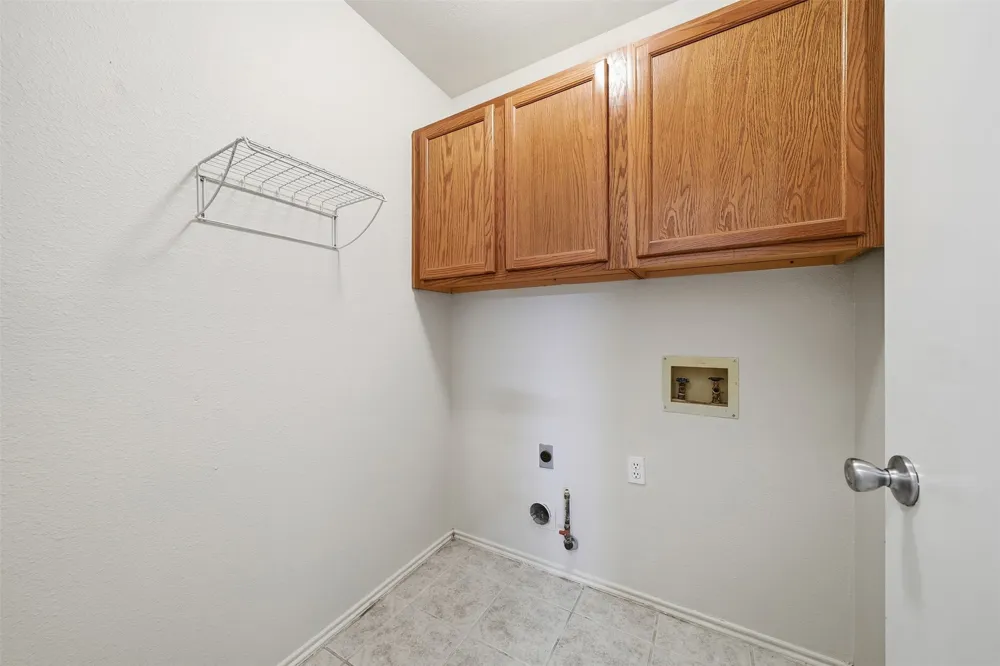 1811 Southwestern Trail Round Rock, TX 78664
