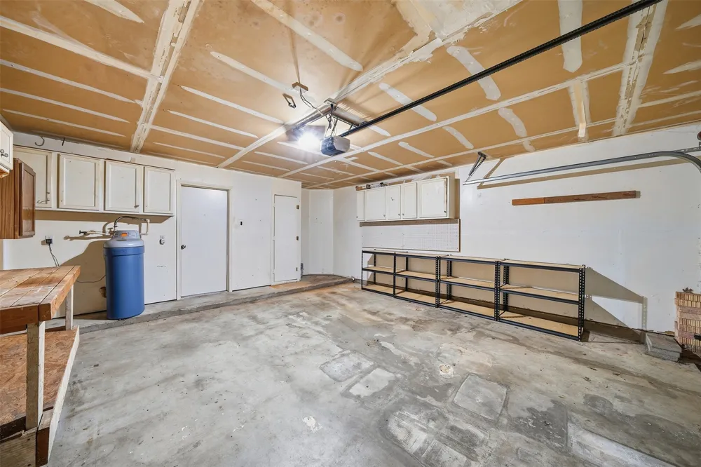 1811 Southwestern Trail Round Rock, TX 78664