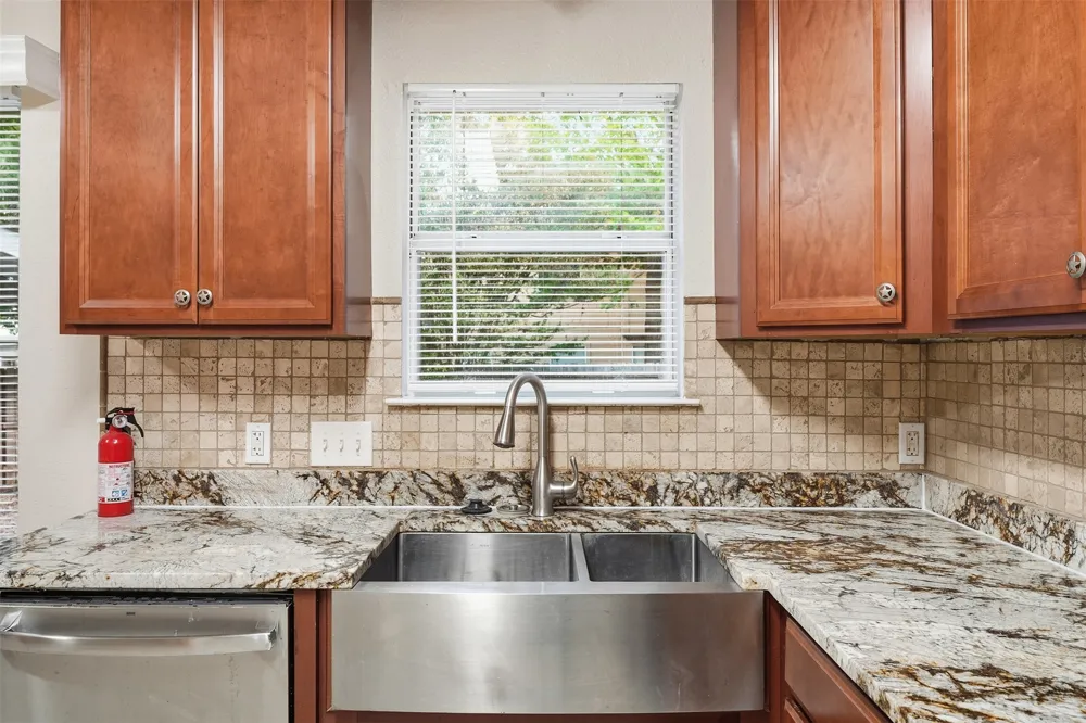 1811 Southwestern Trail Round Rock, TX 78664