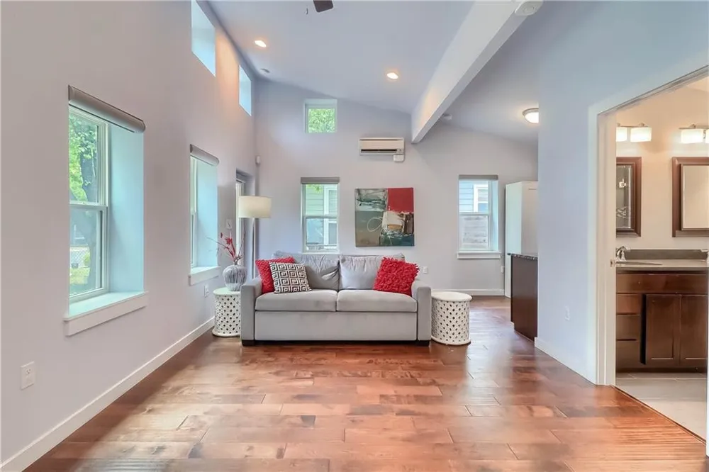 900 Capitol Court Austin, TX 78756