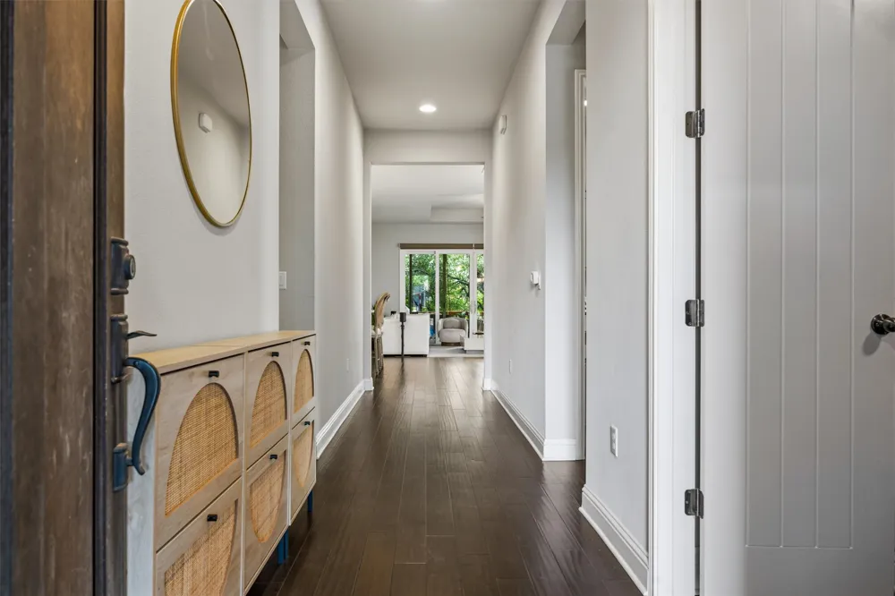 7122 Cut Plains Trail #17 Austin, TX 78726