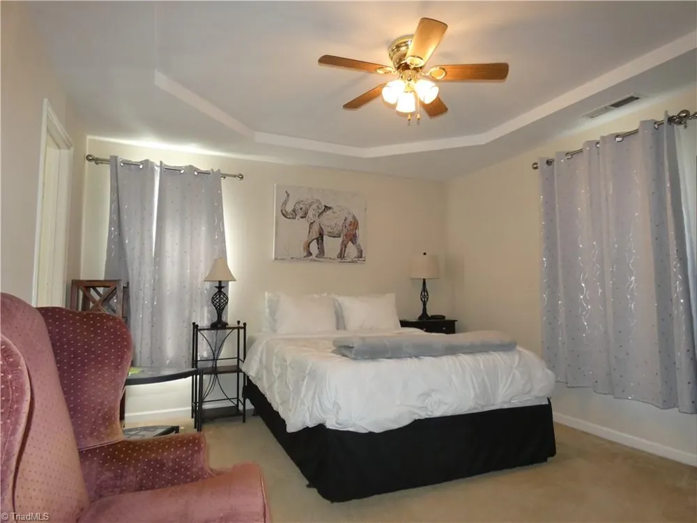 4221 Salem Landing Court Winston-Salem, NC 27101