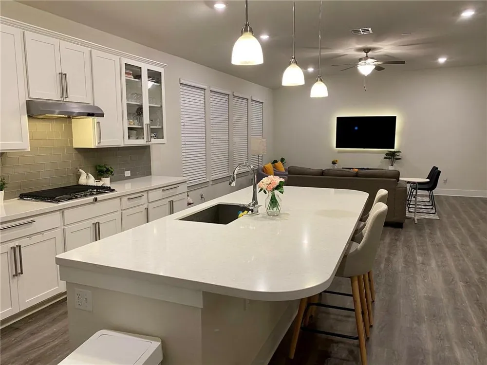 15700 Apex Place Austin, TX 78728