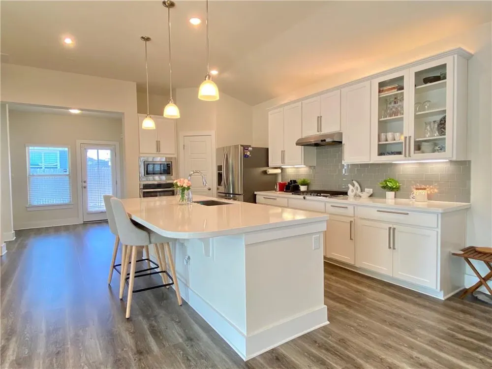 15700 Apex Place Austin, TX 78728