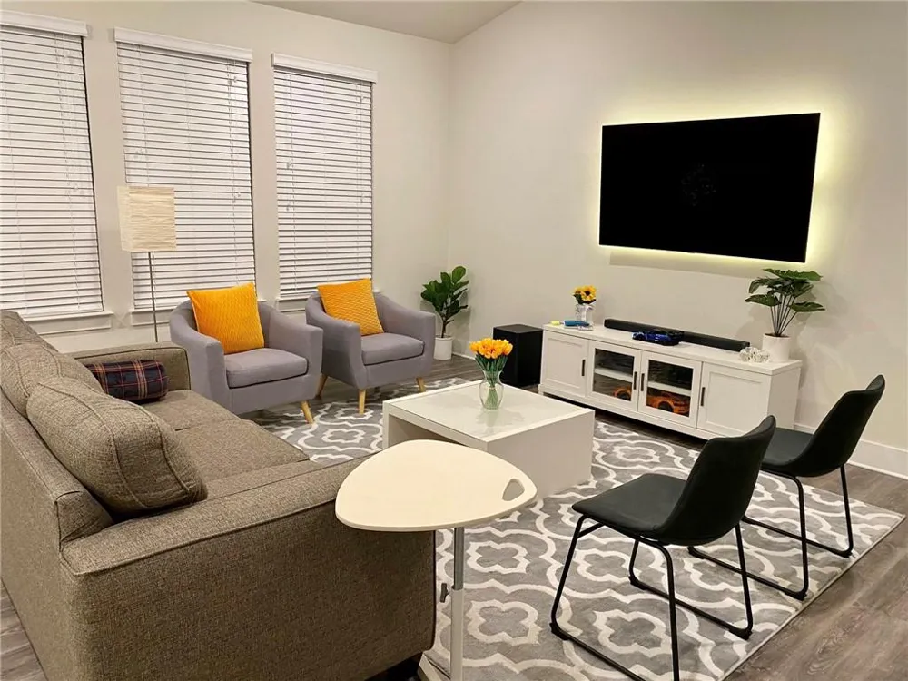 15700 Apex Place Austin, TX 78728