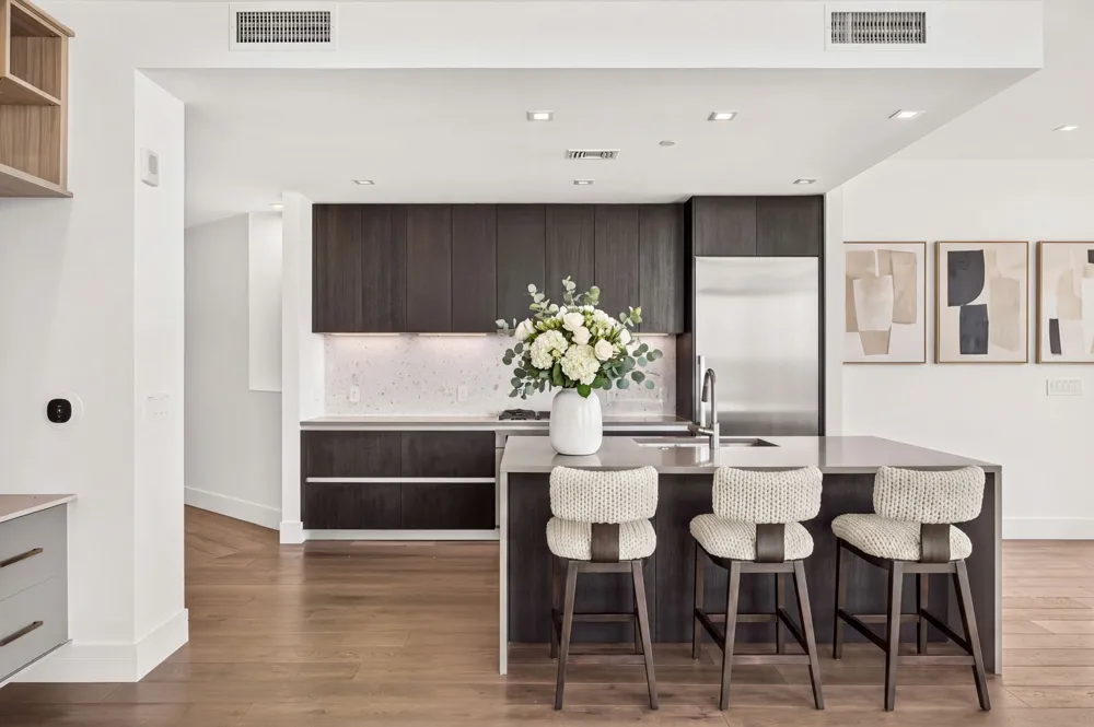 501 West Avenue #1504 Austin, TX 78701