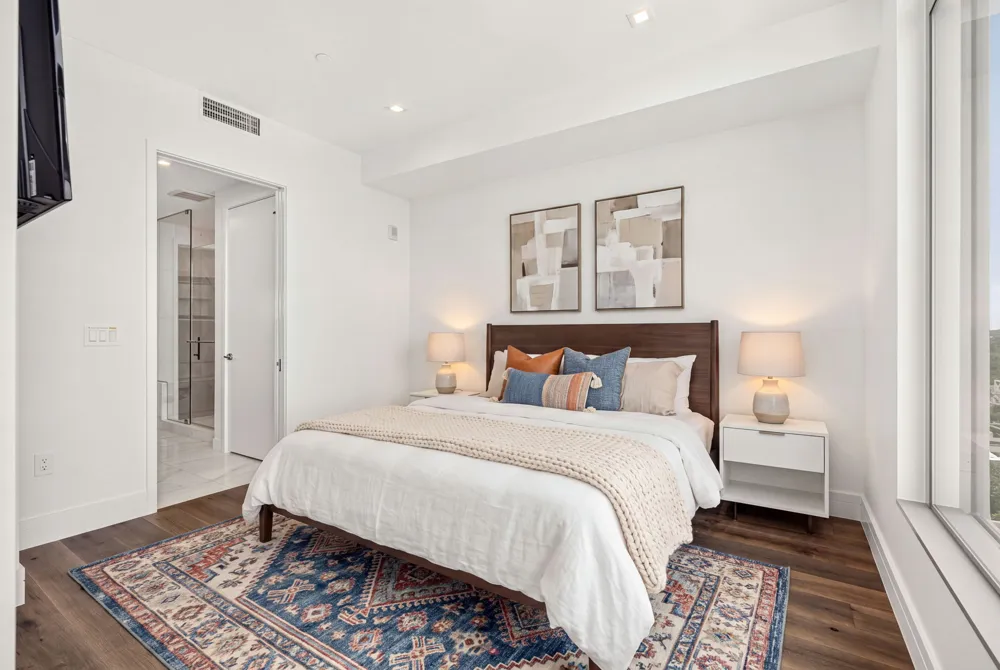 501 West Avenue #1504 Austin, TX 78701