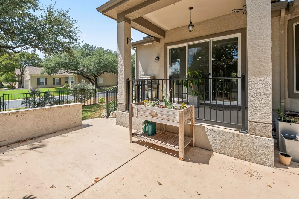 100 Klondike Drive Georgetown, TX 78633
