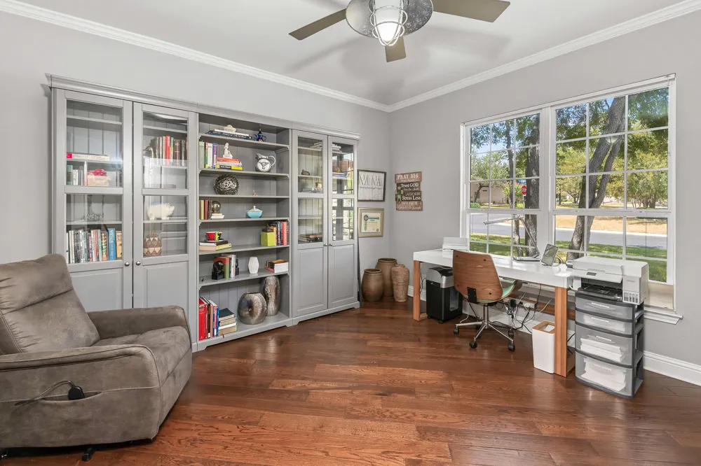 100 Klondike Drive Georgetown, TX 78633