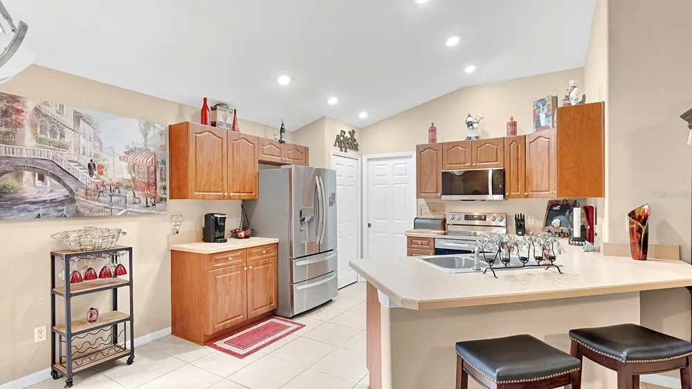 252 DIRKSEN DRIVE Debary, FL 32713