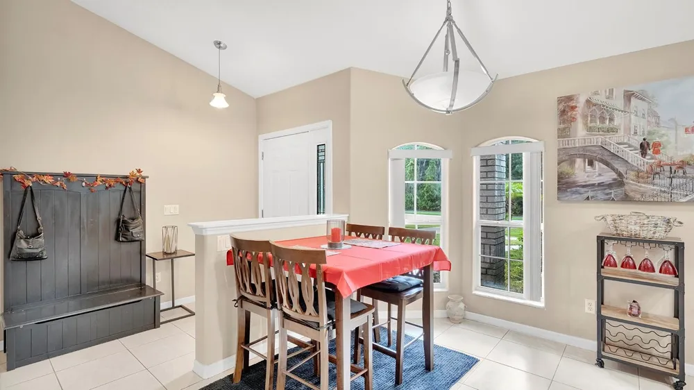 252 DIRKSEN DRIVE Debary, FL 32713