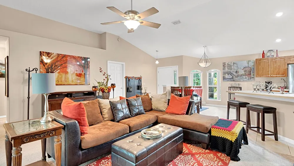 252 DIRKSEN DRIVE Debary, FL 32713