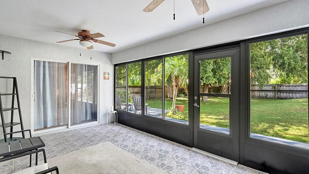 252 DIRKSEN DRIVE Debary, FL 32713