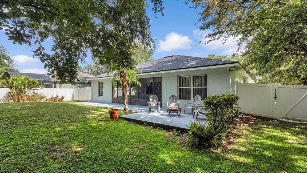 252 DIRKSEN DRIVE Debary, FL 32713