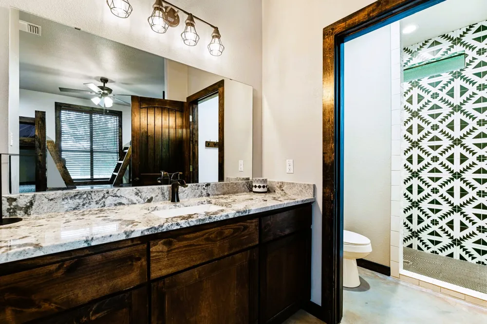 1718 Mountain Valley Road Concan, TX 78838