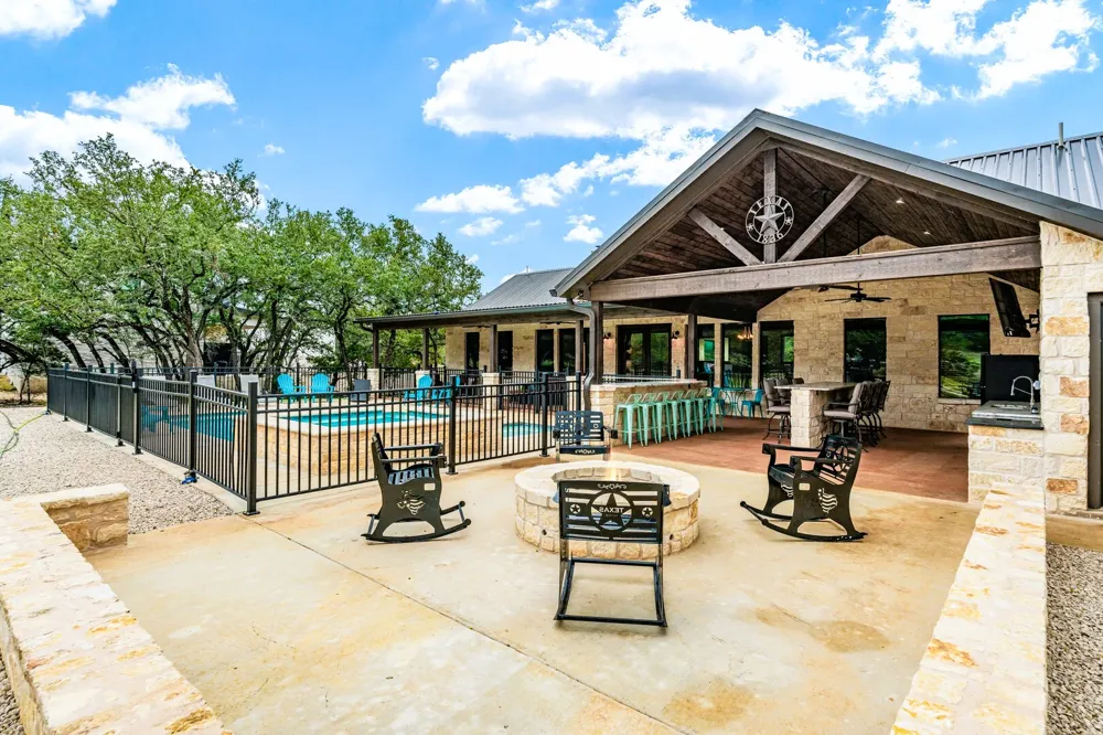 1718 Mountain Valley Road Concan, TX 78838