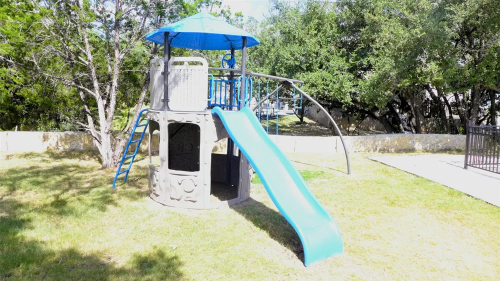 1718 Mountain Valley Road Concan, TX 78838
