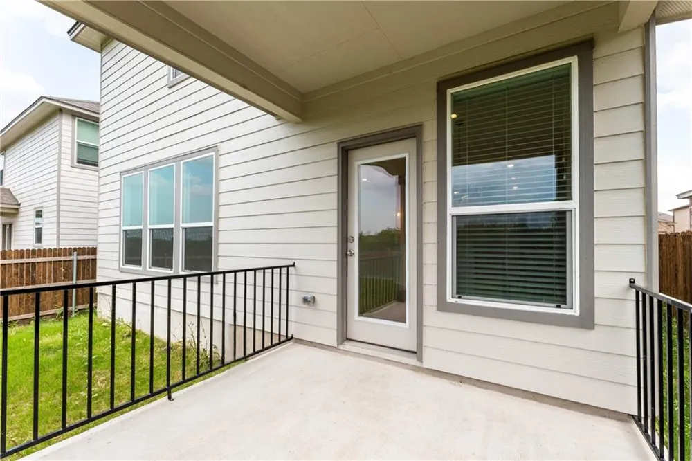 316 Los Cobos Lane Georgetown, TX 78626