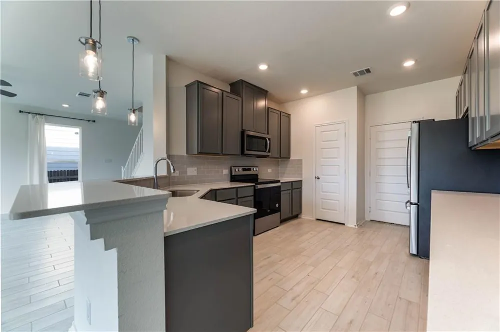316 Los Cobos Lane Georgetown, TX 78626