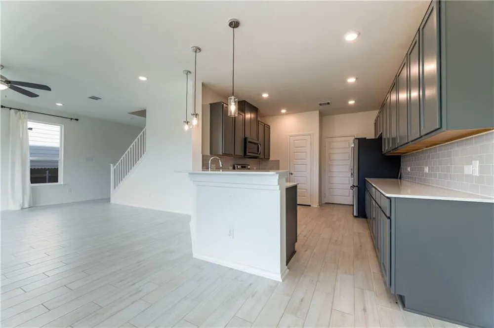 316 Los Cobos Lane Georgetown, TX 78626