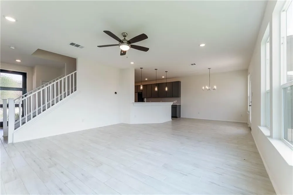 316 Los Cobos Lane Georgetown, TX 78626