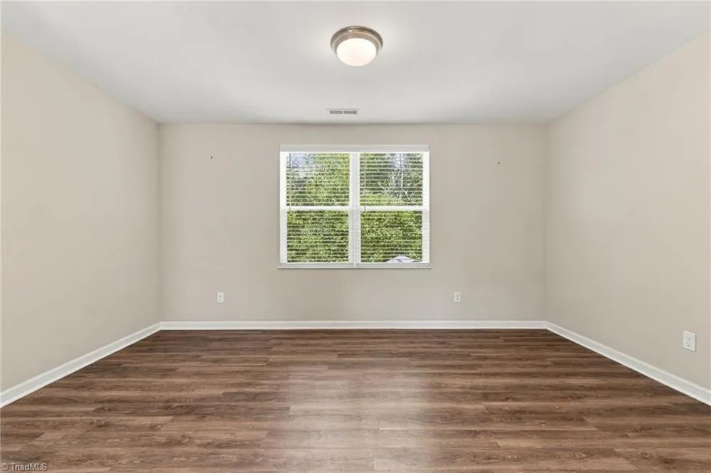 236 Colonnade Drive Elon, NC 27244