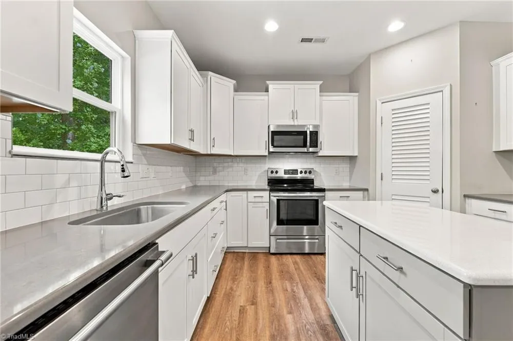236 Colonnade Drive Elon, NC 27244