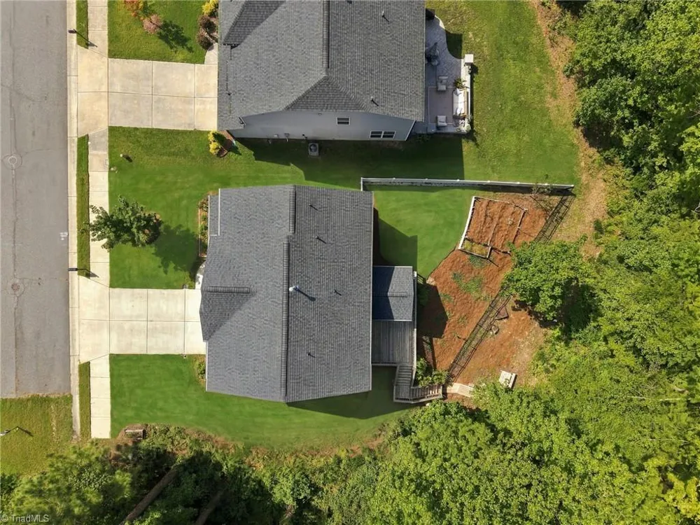 236 Colonnade Drive Elon, NC 27244