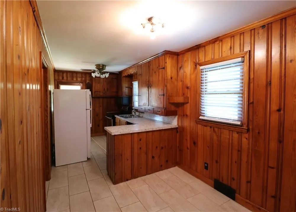5611 Windy Hill Drive Winston-Salem, NC 27105
