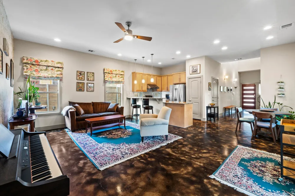 1907 E 20th Street Austin, TX 78722