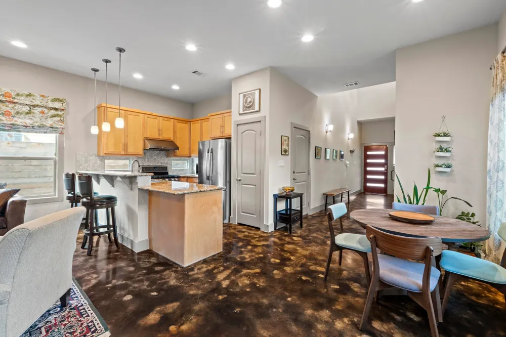 1907 E 20th Street Austin, TX 78722