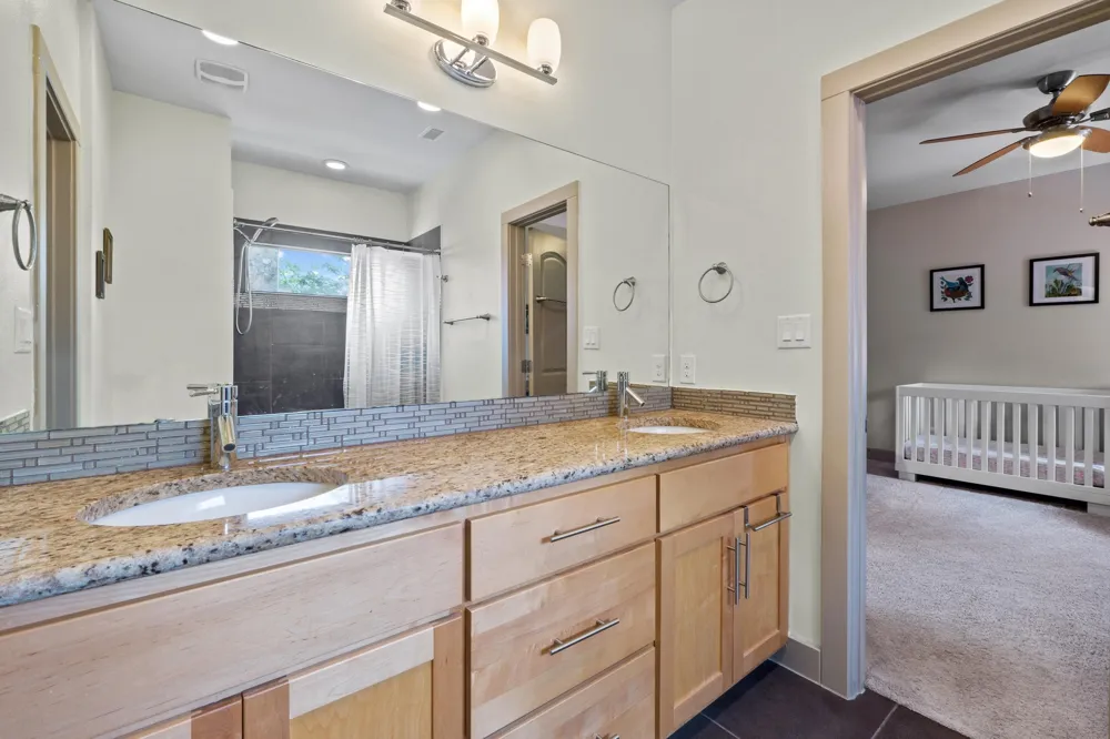 1907 E 20th Street Austin, TX 78722