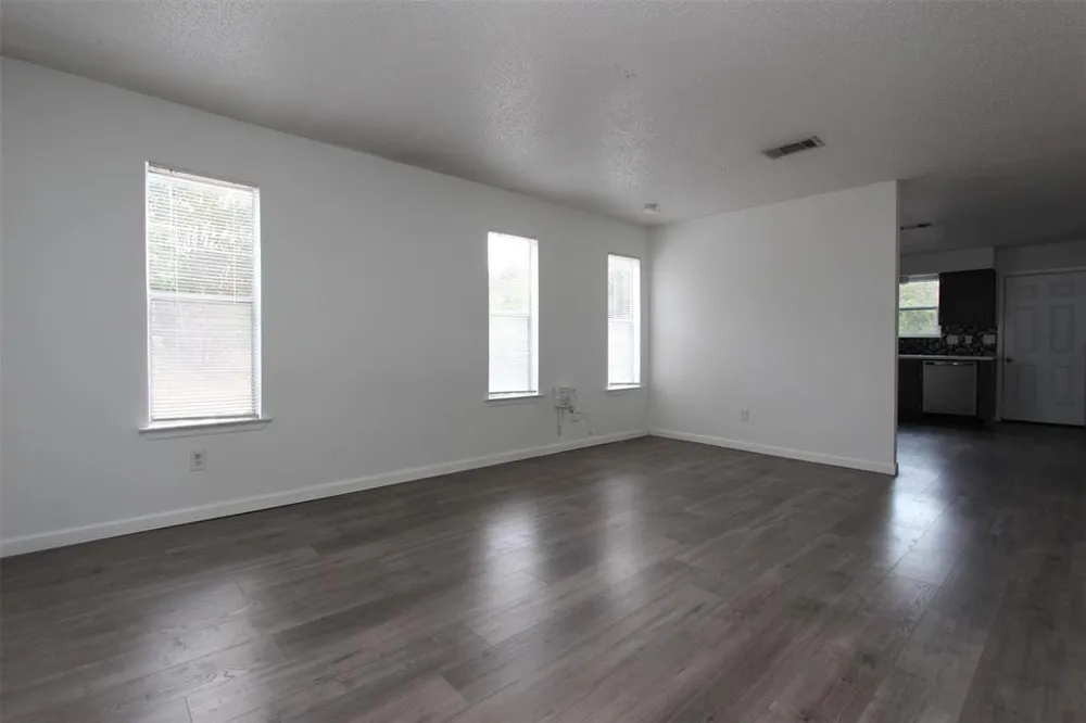 6914 Rifle Bend #A Austin, TX 78736