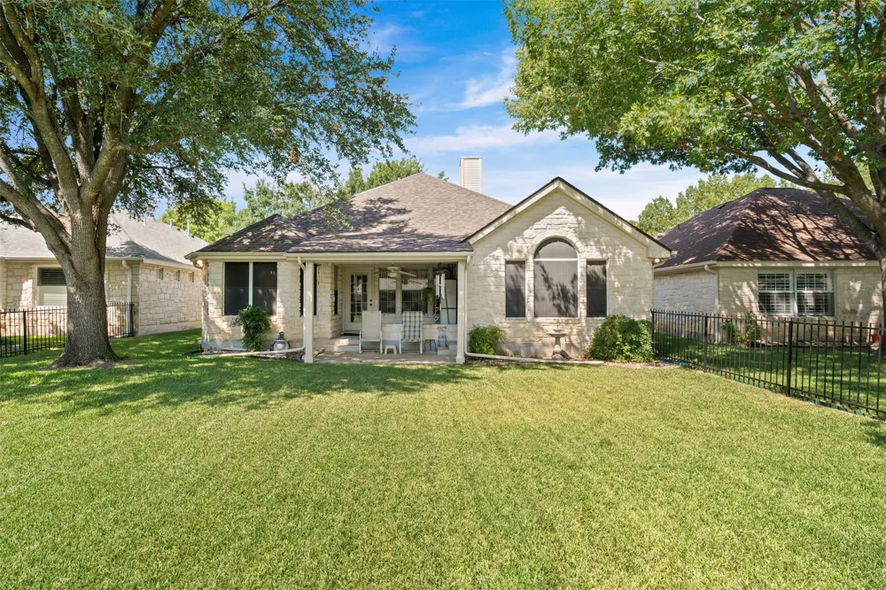 103 Village Drive Georgetown, TX 78628