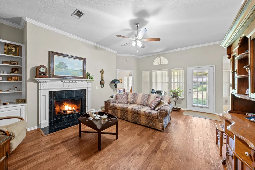 103 Village Drive Georgetown, TX 78628
