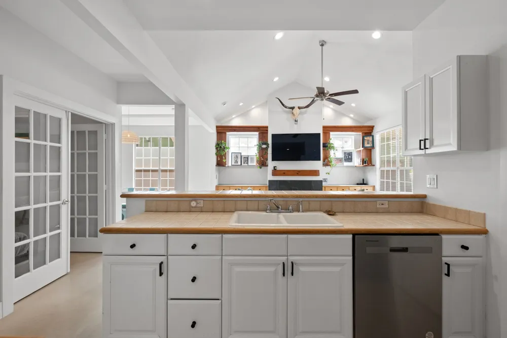 302 Ben Howell Drive Austin, TX 78704