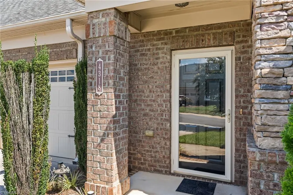 4318 Rockledge Lane Thomasville, NC 27360