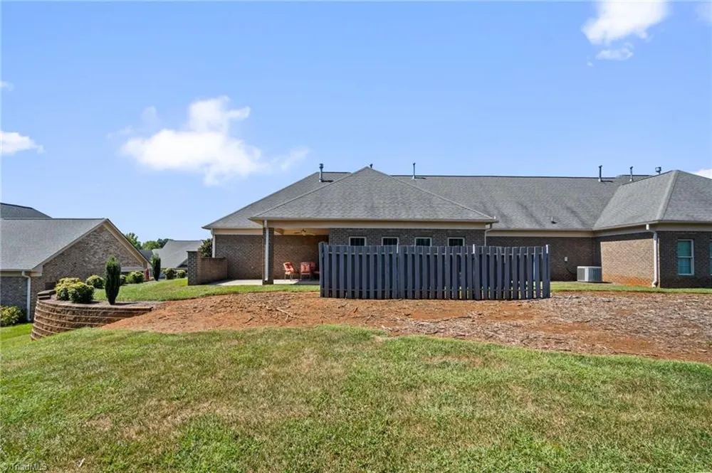 4318 Rockledge Lane Thomasville, NC 27360