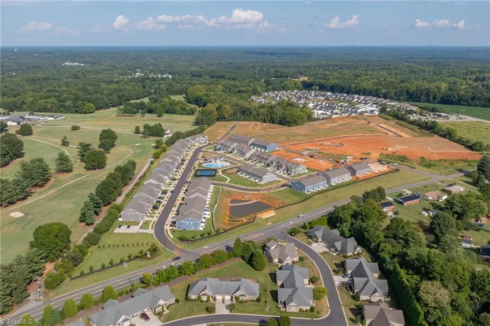 4318 Rockledge Lane Thomasville, NC 27360