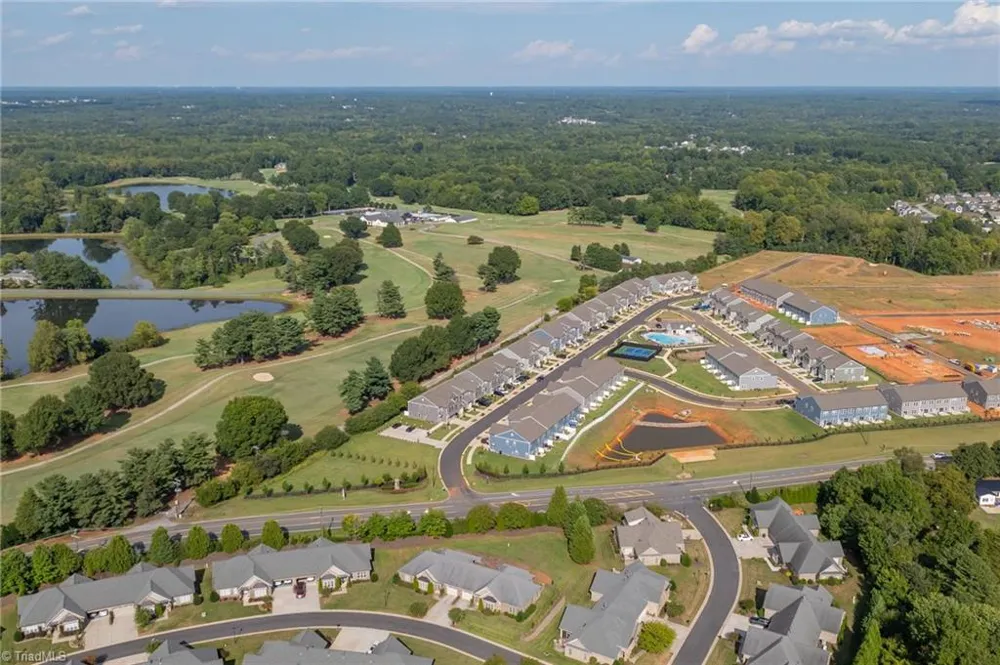 4318 Rockledge Lane Thomasville, NC 27360
