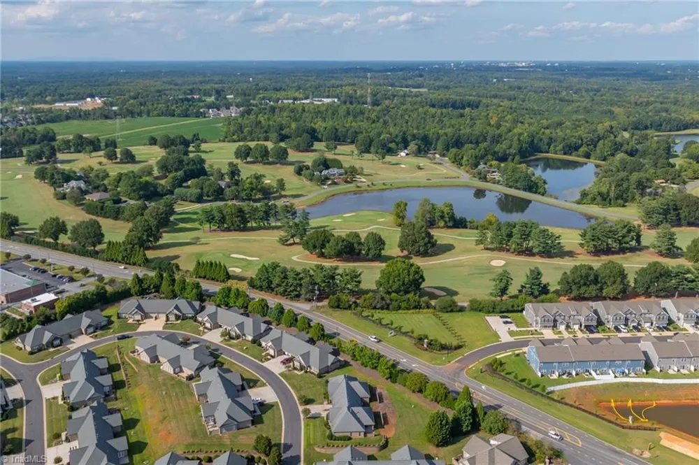 4318 Rockledge Lane Thomasville, NC 27360