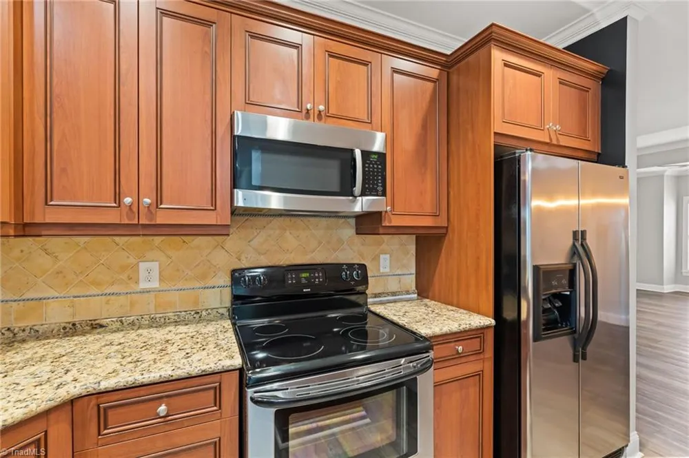 4318 Rockledge Lane Thomasville, NC 27360