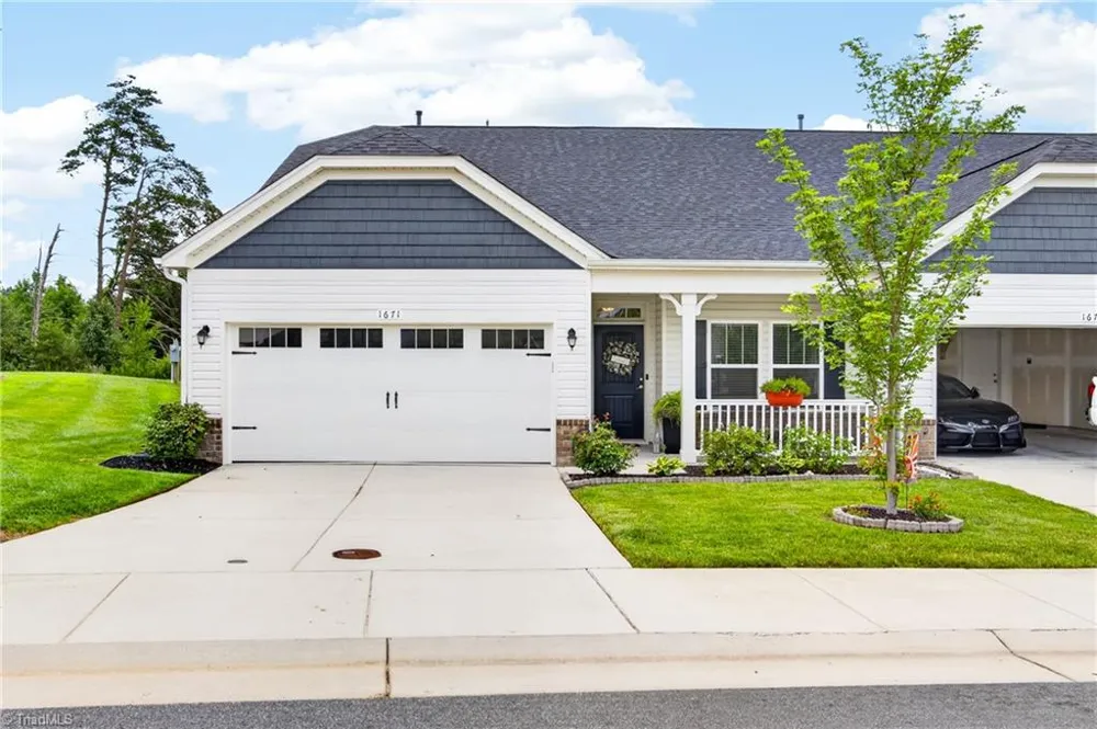 1671 Coopers Hawk Drive Kernersville, NC 27284