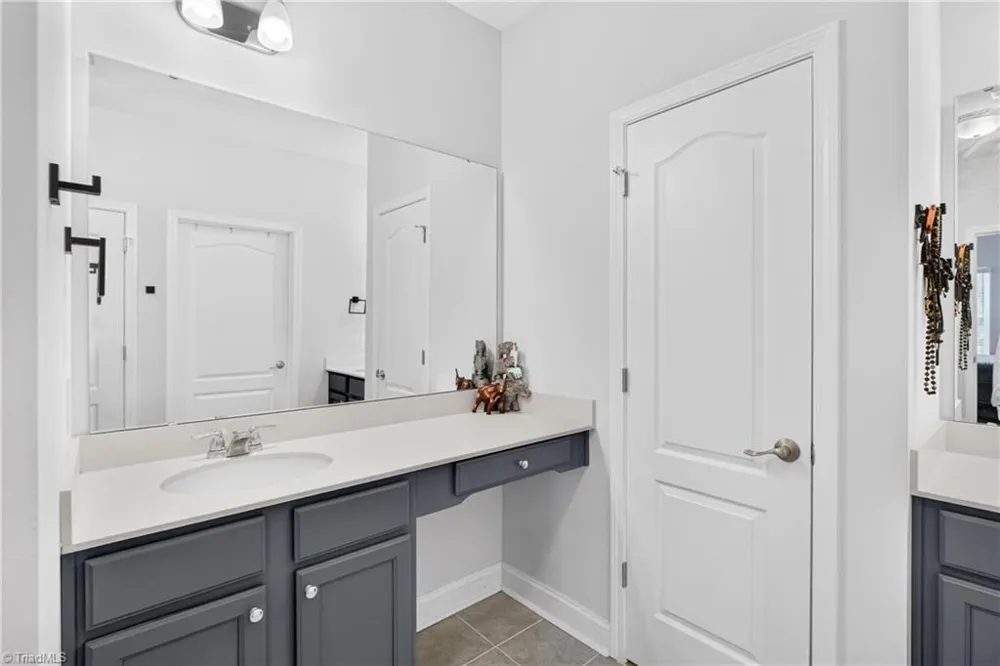1671 Coopers Hawk Drive Kernersville, NC 27284